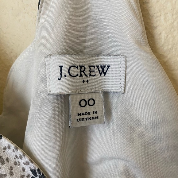 EUC J.Crew Double Layer Sleeveless Blouse - Picture 5 of 6